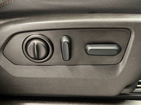 Used 2022 GMC Sierra 1500 AT4 w/ AT4 Premium Package image 46