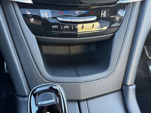 Certified 2023 Cadillac XT6 Sport w/ Technology Package image 21