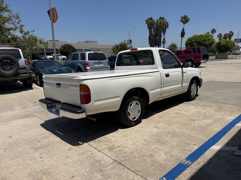 Used 1998 Toyota Tacoma 2WD Regular Cab image 11