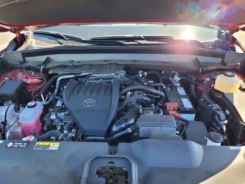 Used 2025 Toyota Grand Highlander AWD image 36
