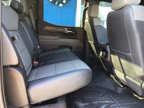 Used 2023 Chevrolet Silverado 1500 ZR2 w/ Technology Package image 20