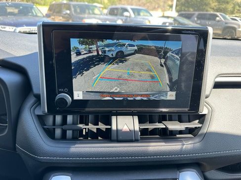 Used 2025 Toyota RAV4 LE image 12