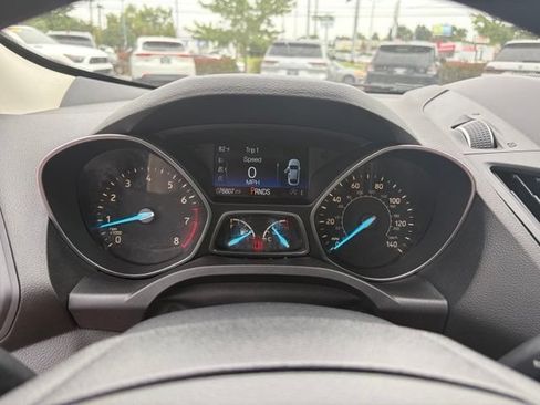 Used 2019 Ford Escape SE FWD image 20