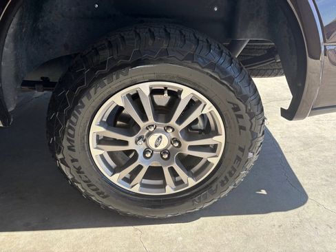 Used 2019 Ford F150 Lariat image 60