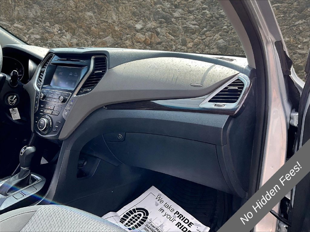Used 2019 Hyundai Santa Fe XL SE AWD/4WD image 14