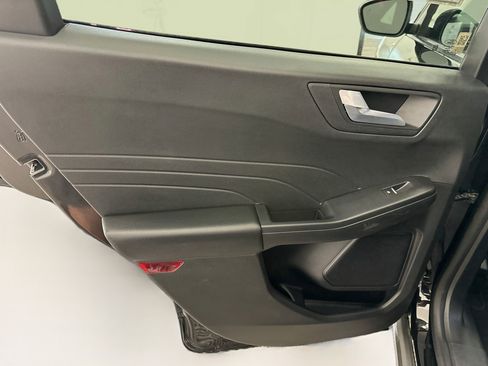 Used 2025 Ford Escape ST-Line Select AWD/4WD image 26