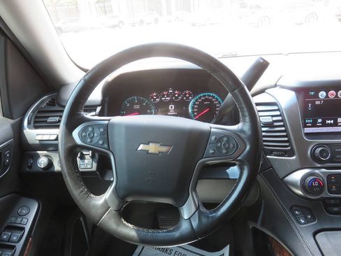 Used 2018 Chevrolet Tahoe Premier AWD/4WD image 14