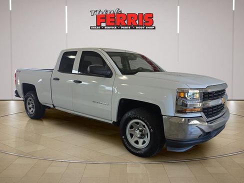 Used 2018 Chevrolet Silverado 1500 W/T w/ WT Convenience Package AWD/4WD image 3