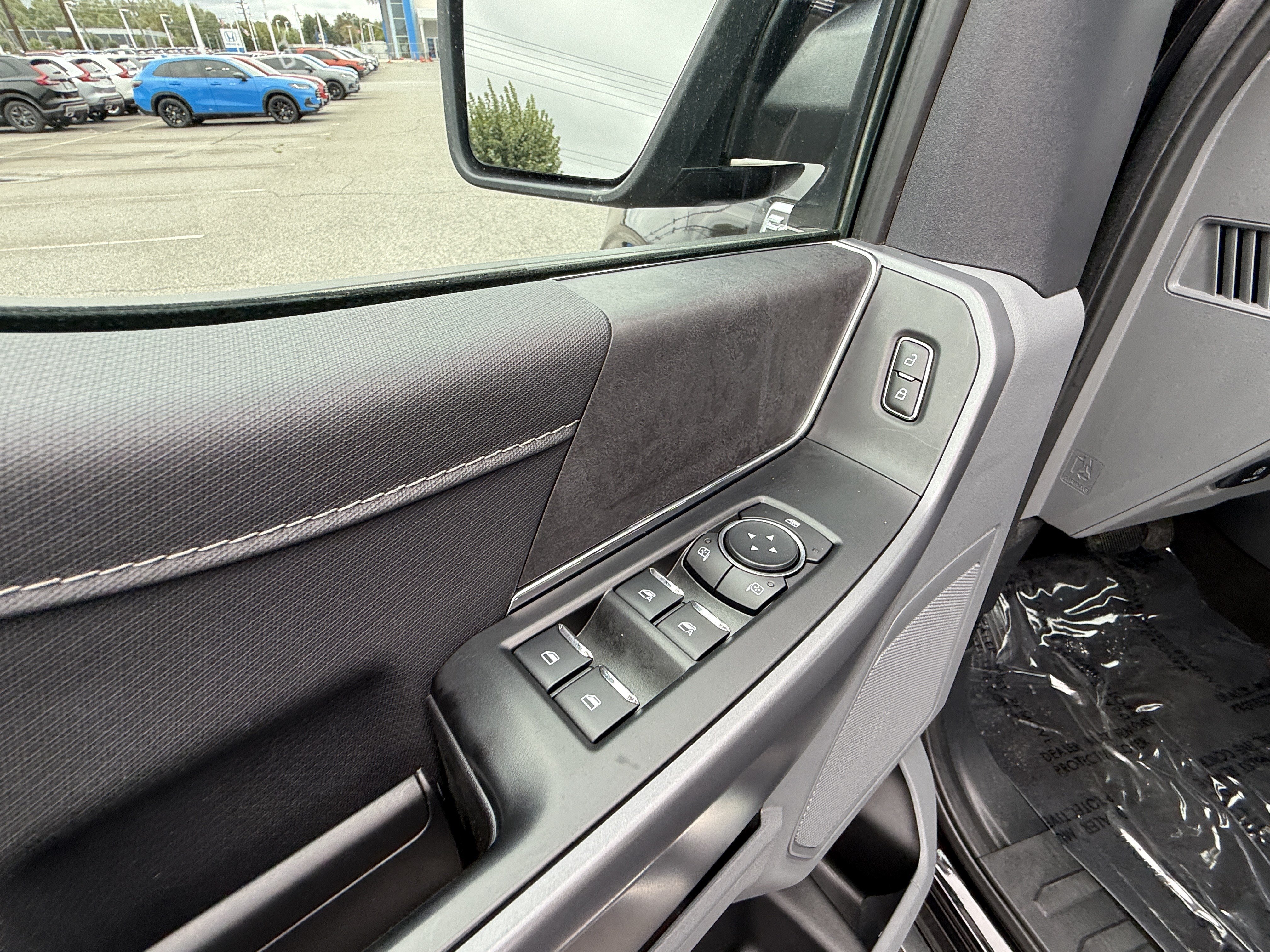 Used 2025 Ford F150 XLT w/ Equipment Group 301A Standard AWD/4WD image 15
