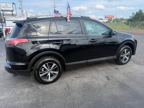 Used 2018 Toyota RAV4 XLE w/ Plus Extra Value Package AWD/4WD image 5