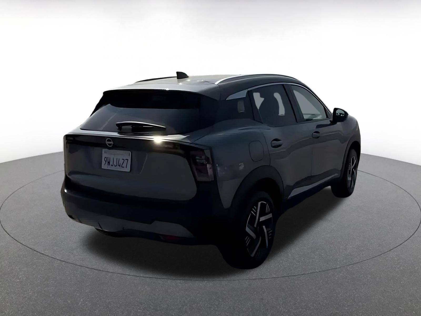 Used 2026 Nissan Kicks SV w/ Cold Weather Package FWD image 13