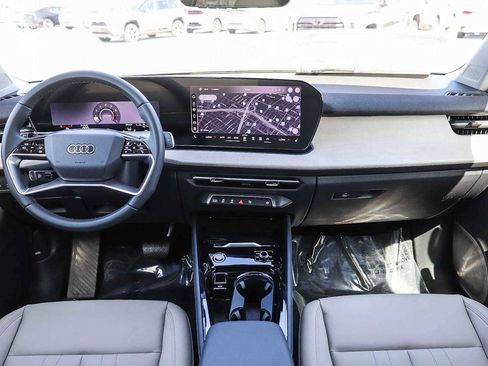 New 2026 Audi Q3 quattro 2.0T image 16