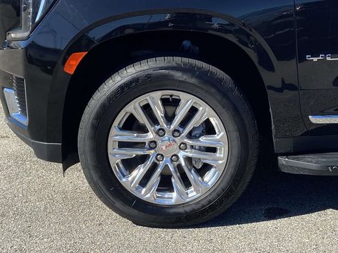 Used 2023 GMC Yukon SLT image 7