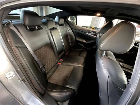 Used 2023 Nissan Maxima SR FWD image 15
