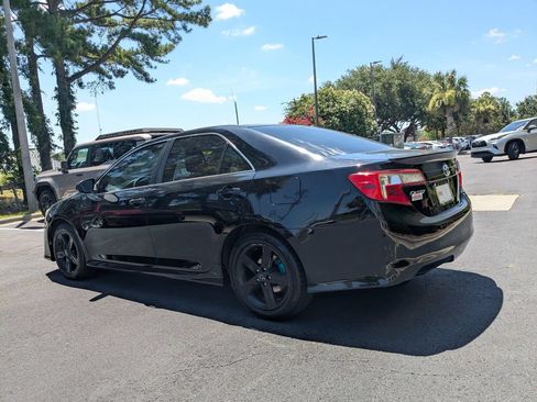 Used 2013 Toyota Camry SE FWD image 7