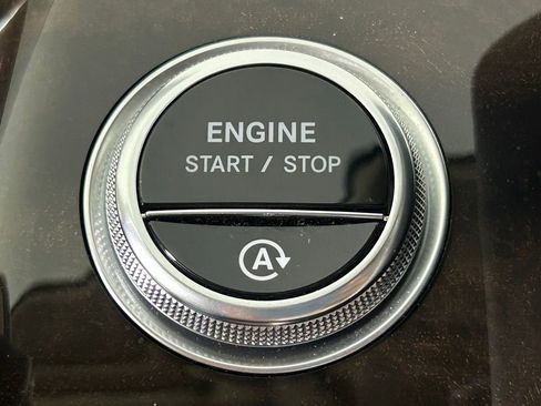 Used 2022 Mercedes-Benz S 500 4MATIC image 24