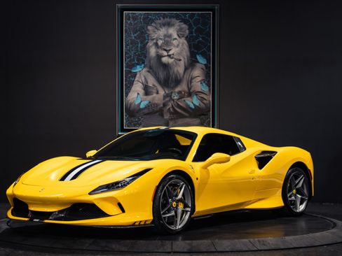 Used 2021 Ferrari F8 Tributo RWD image 31