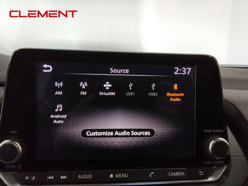 Used 2024 Nissan Rogue SV image 22