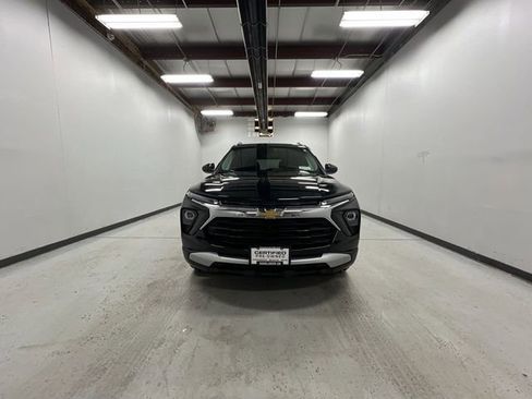 Certified 2025 Chevrolet TrailBlazer LT AWD/4WD image 3
