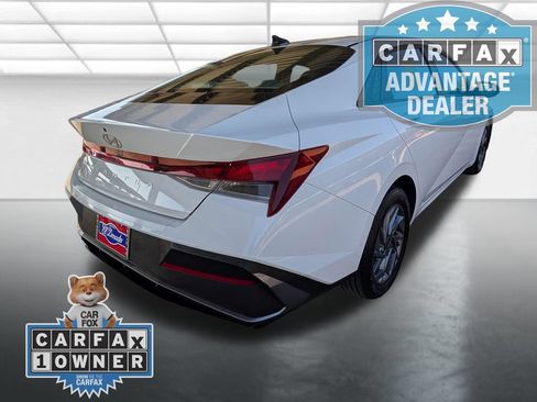 Used 2024 Hyundai Elantra SEL FWD image 28