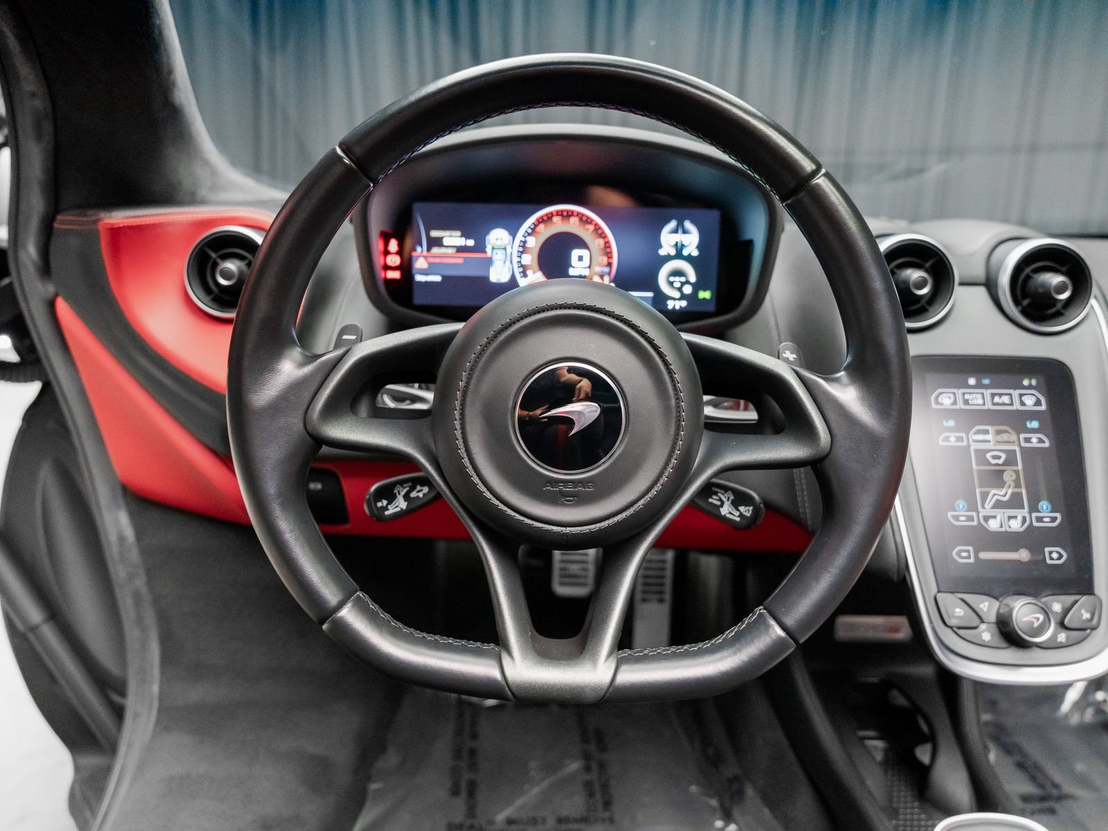 Used 2019 McLaren 570S Spider RWD image 46