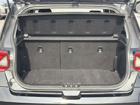 Used 2023 Hyundai Venue SEL image 18