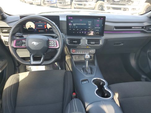 Used 2024 Ford Mustang Coupe image 16