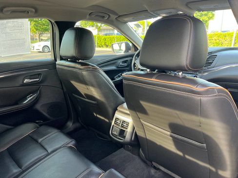 Used 2018 Chevrolet Impala Premier FWD image 26