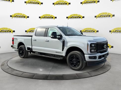New 2026 Ford F250 Lariat w/ Black Appearance Package image 8