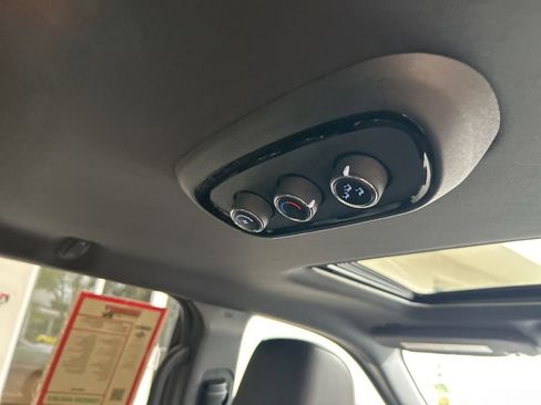 Used 2023 Dodge Durango R/T image 30