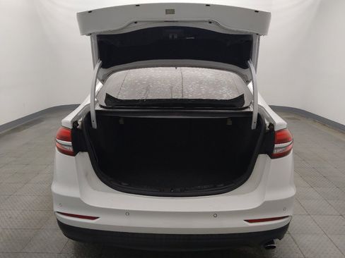 Used 2019 Ford Fusion SE FWD image 29