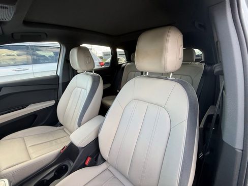 Used 2023 Audi Q4 e-tron Premium Plus image 18