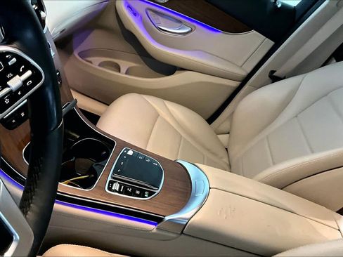 Certified 2021 Mercedes-Benz GLC 300 4MATIC image 17