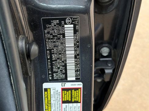 Used 2013 Toyota Corolla LE image 34