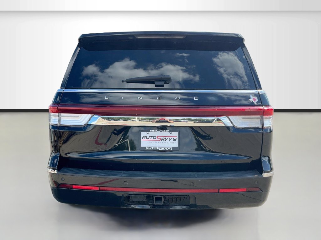Used 2022 Lincoln Navigator L Reserve AWD/4WD image 6
