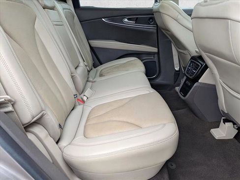 Used 2021 Lincoln Nautilus Reserve image 21