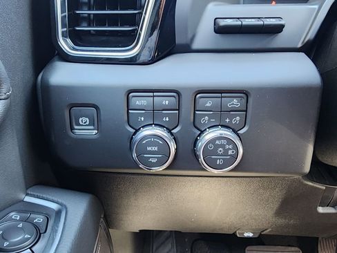 New 2026 GMC Sierra 2500 Denali image 22