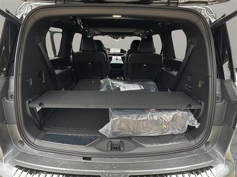 New 2026 INFINITI QX80 Sport w/ Sport Exterior Package image 24