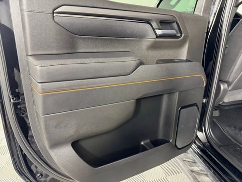 Used 2025 GMC Sierra 1500 AT4 w/ AT4 Premium Package AWD/4WD image 34