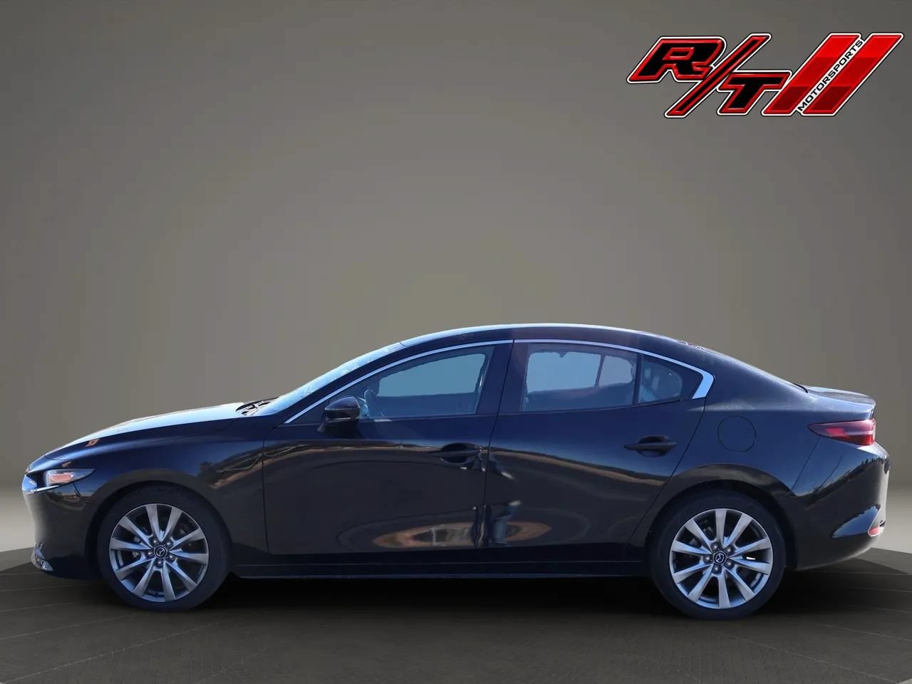 Used 2021 MAZDA MAZDA3 s FWD image 4