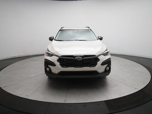 Used 2024 Subaru Crosstrek 2.0i Premium AWD/4WD image 11