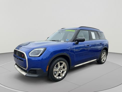 Certified 2025 MINI Cooper Countryman S w/ Comfort Package Max AWD/4WD image 1