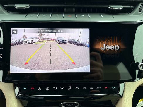 New 2026 Jeep Grand Cherokee Limited image 25