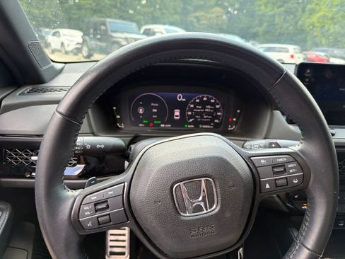 Used 2023 Honda Accord Sport image 26