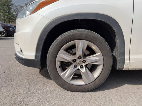 Used 2015 Toyota Highlander Limited image 9