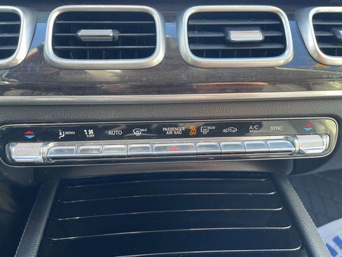 Used 2020 Mercedes-Benz GLS 450 4MATIC image 29