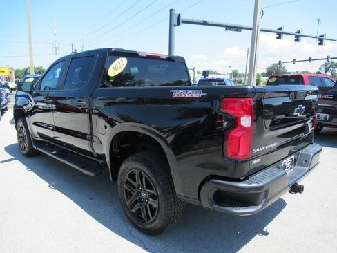 Used 2022 Chevrolet Silverado 1500 Custom Trail Boss w/ Safety Confidence Package AWD/4WD image 5