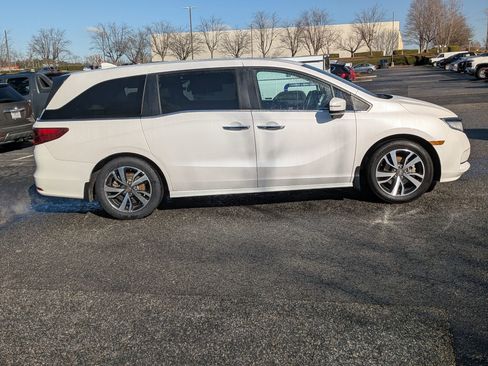 Used 2023 Honda Odyssey Touring image 10