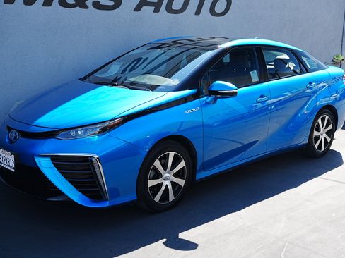 Used 2018 Toyota Mirai image 7