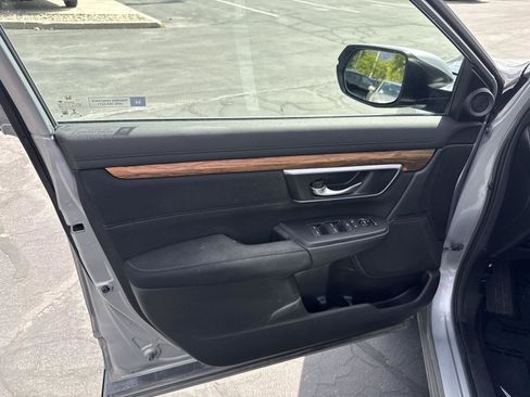 Used 2017 Honda CR-V EX image 10